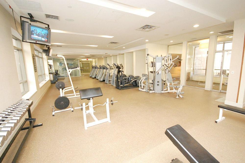 Downtown Mississauga Executive Suites Sq1 Bagian luar foto